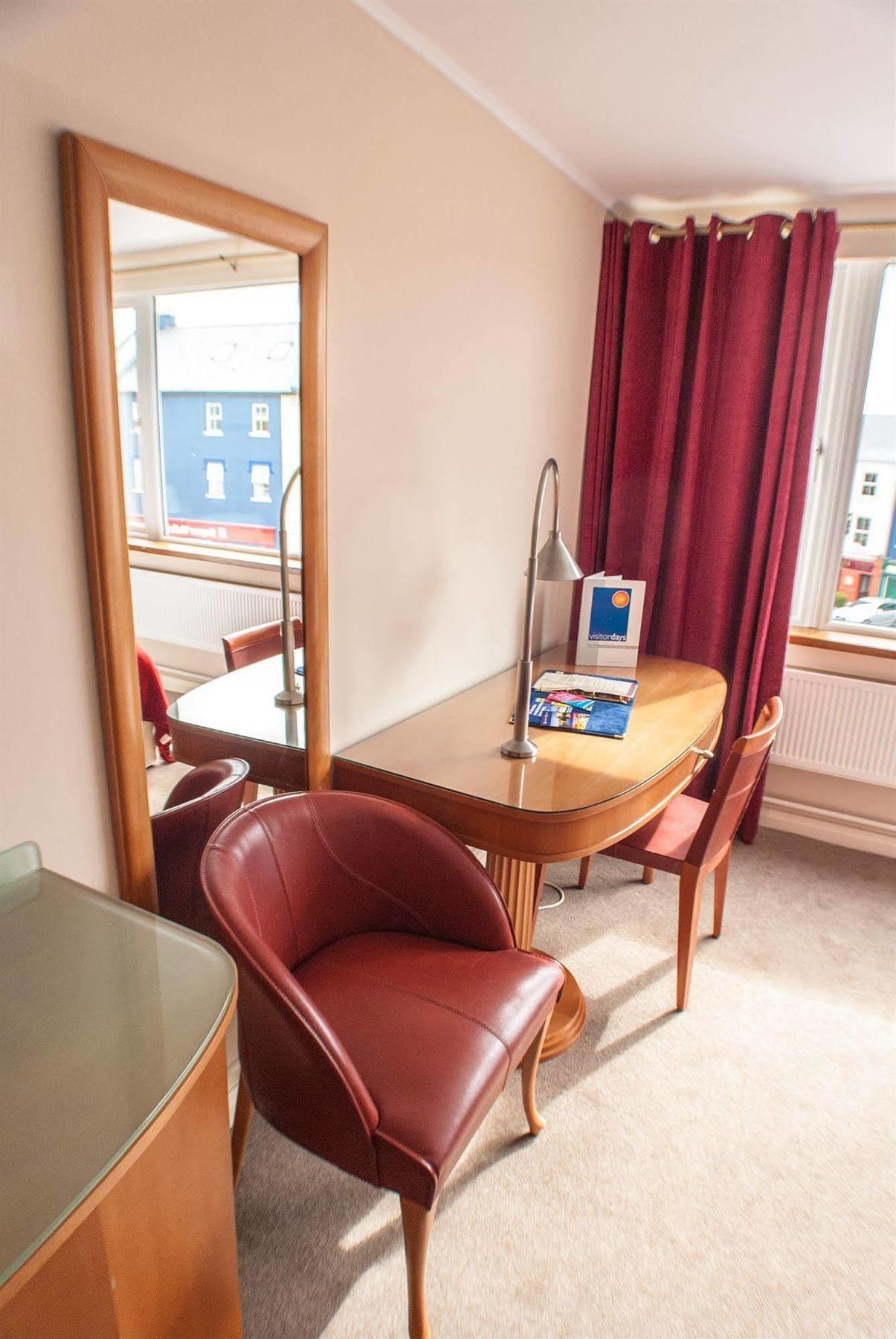 Alcock & Brown Hotel Clifden Exterior foto