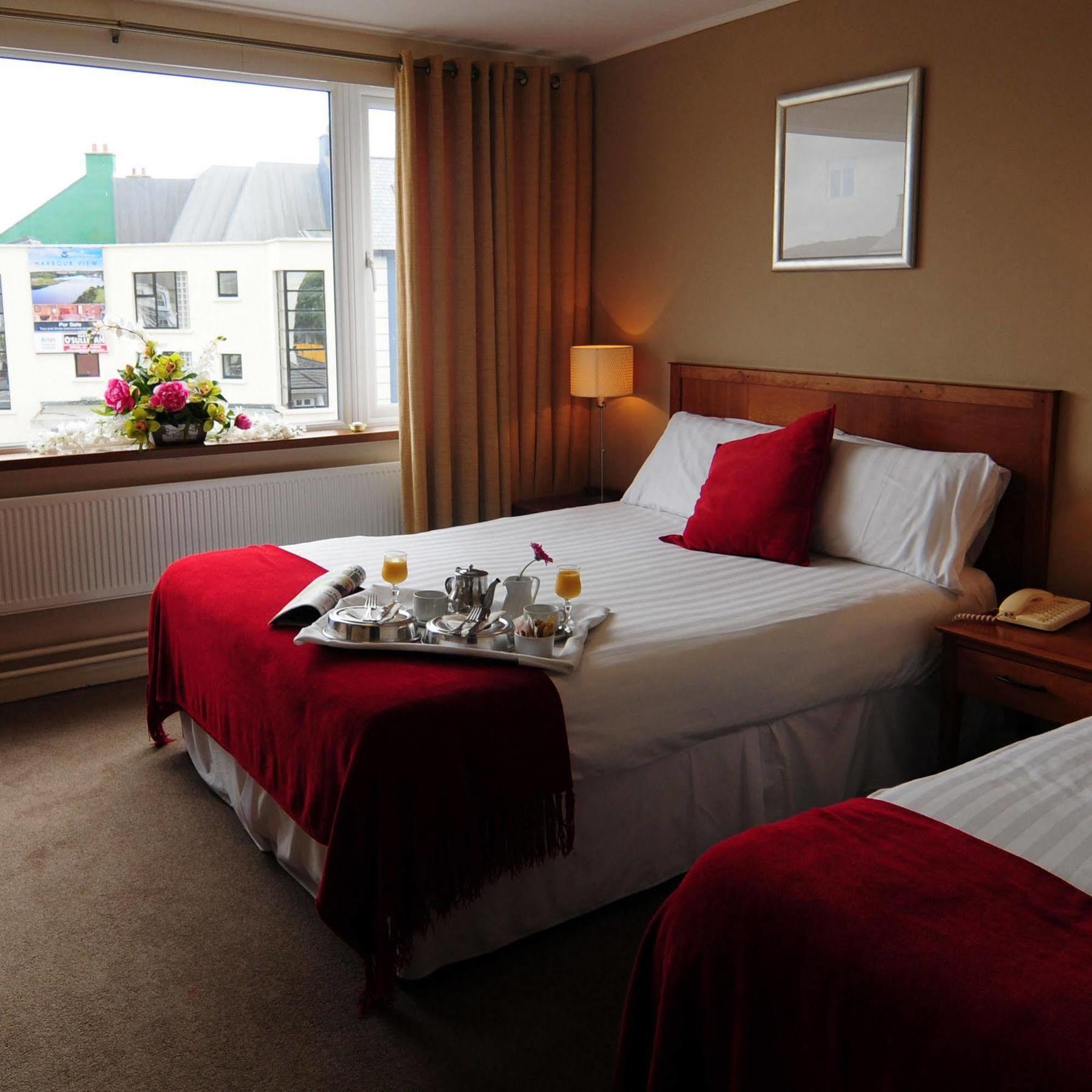 Alcock & Brown Hotel Clifden Exterior foto